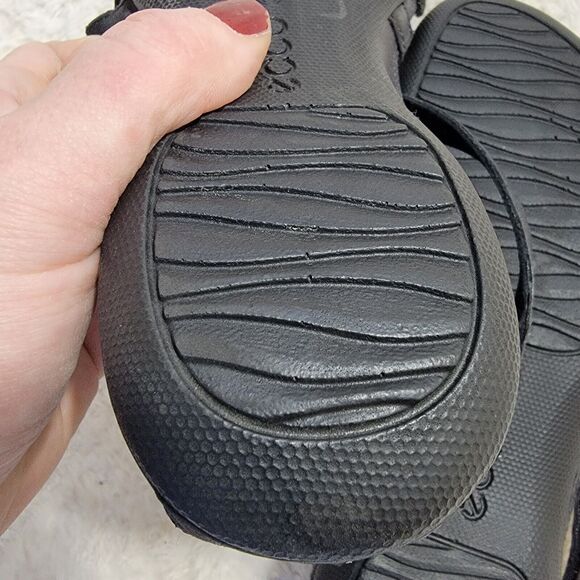 ECCO Women's Summer Cross Strap Leather And Suede Sandal, EU 38 US 7 Black EUC - Picture 10 of 16